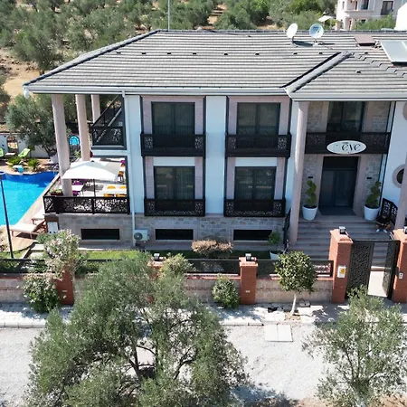 Eye Hotel *